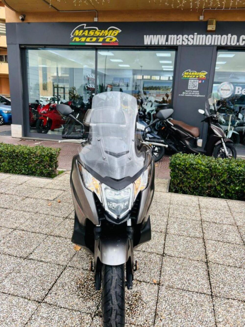 Honda Integra 750 DCT Sport (2017) (6)
