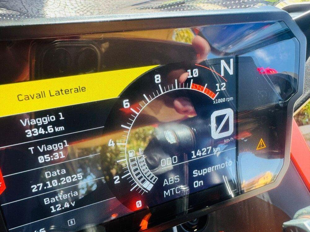 KTM RC 390 (2022 - 25) (4)