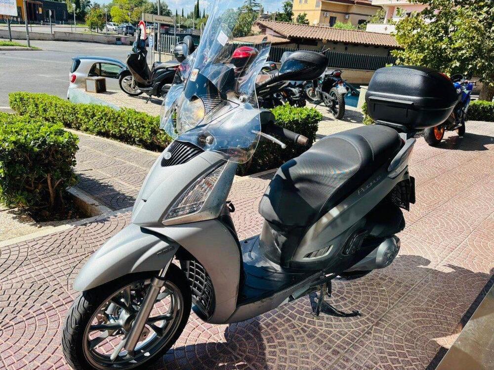 Kymco People 300i GT ABS (2016 - 20) (9)