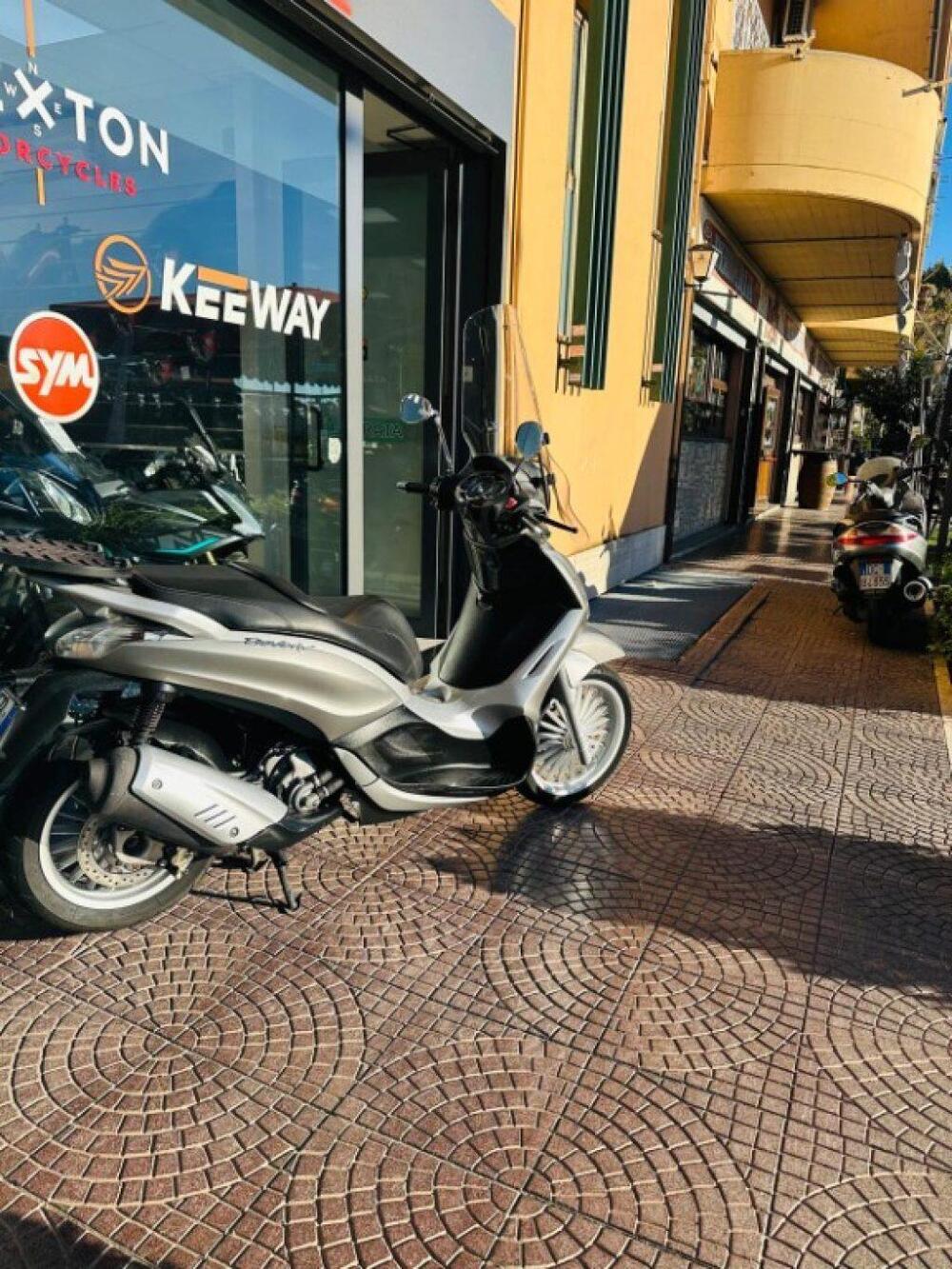 Piaggio Beverly 300 i.e. (2010 - 16) (6)