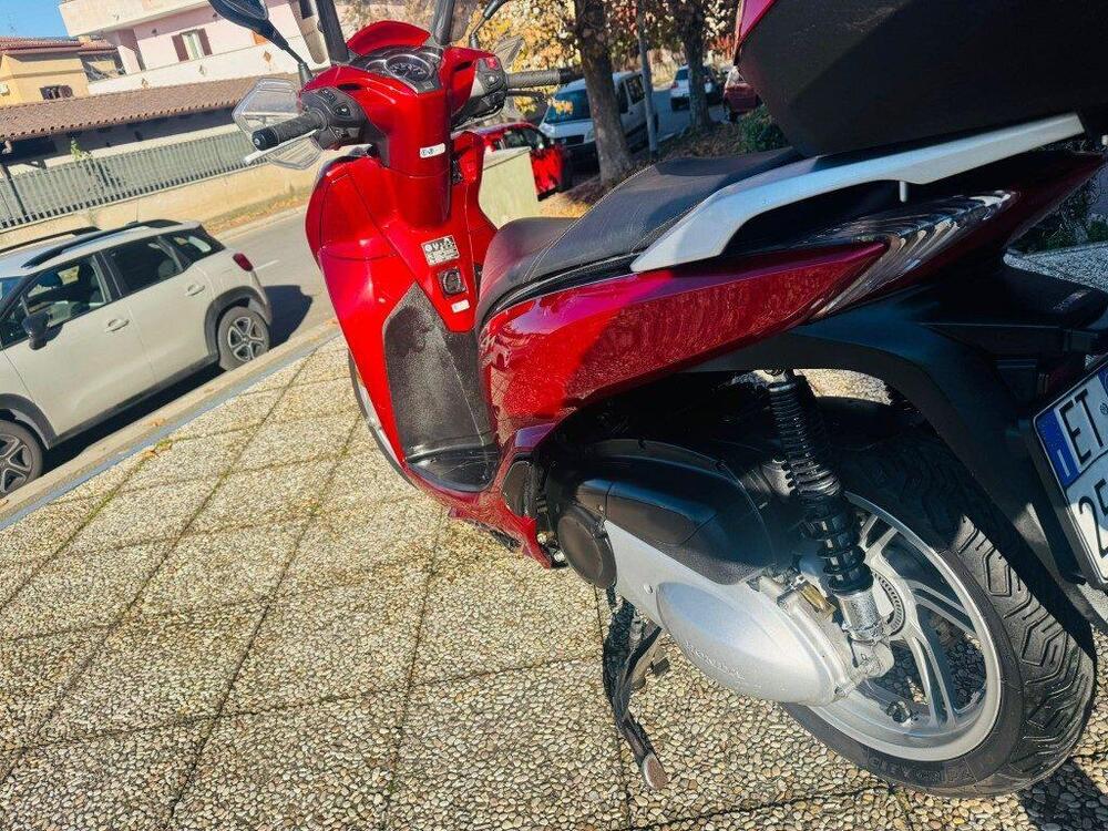 Honda SH 300 i ABS (2016 - 20) (3)