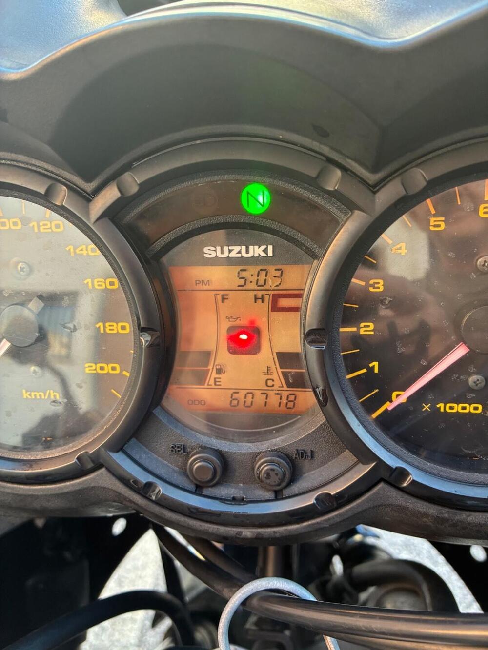 Suzuki V-Strom 650DL (2006 - 07) (3)