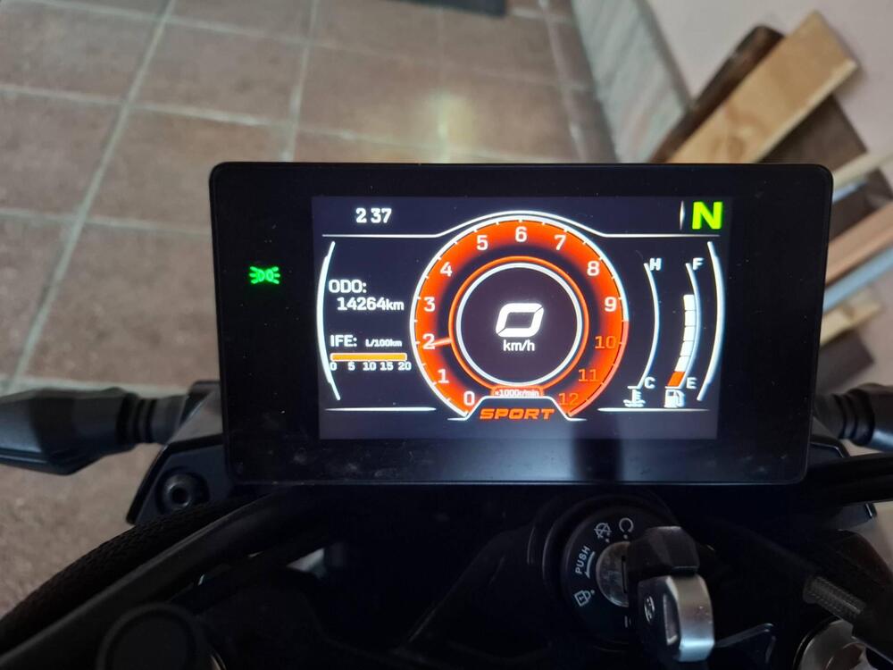 CFMOTO 650NK (2021 - 24) (4)