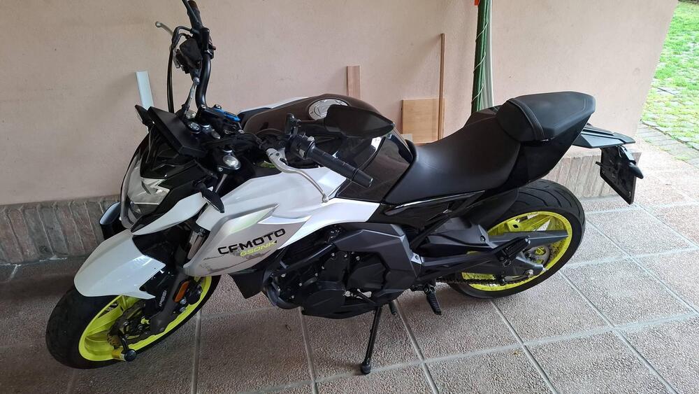 CFMOTO 650NK (2021 - 24) (6)