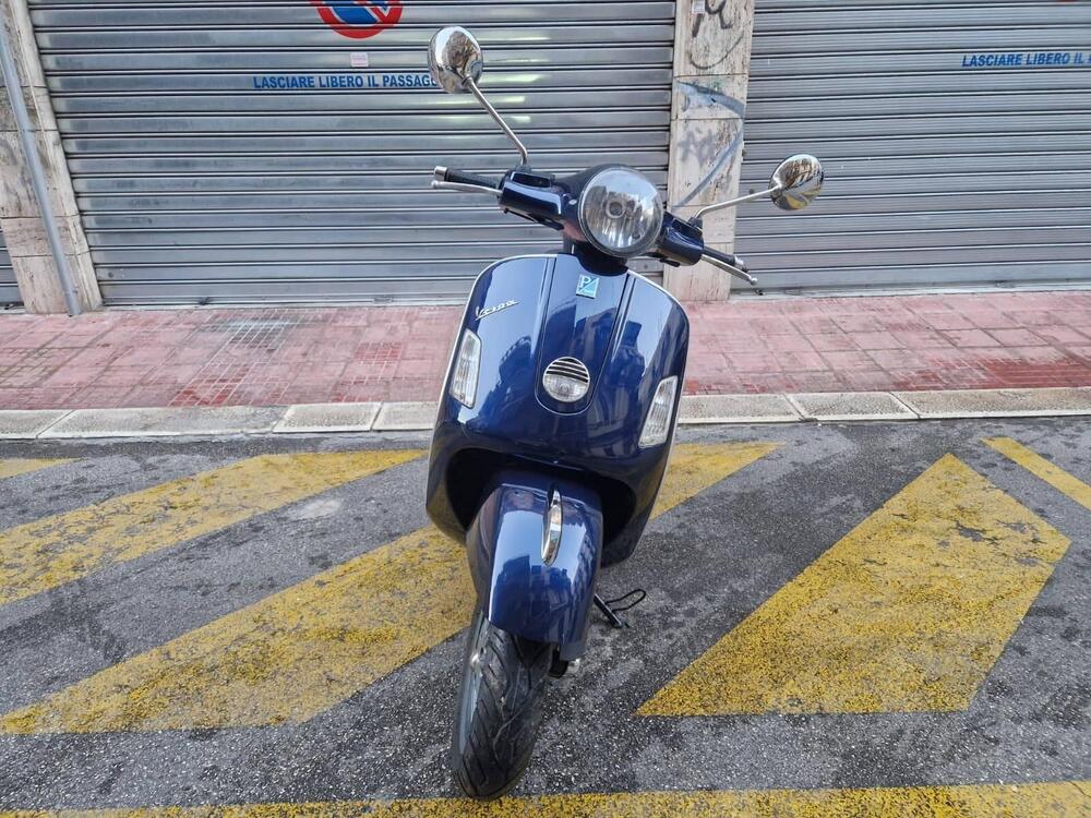 Vespa GTS 250 i.e. (2)