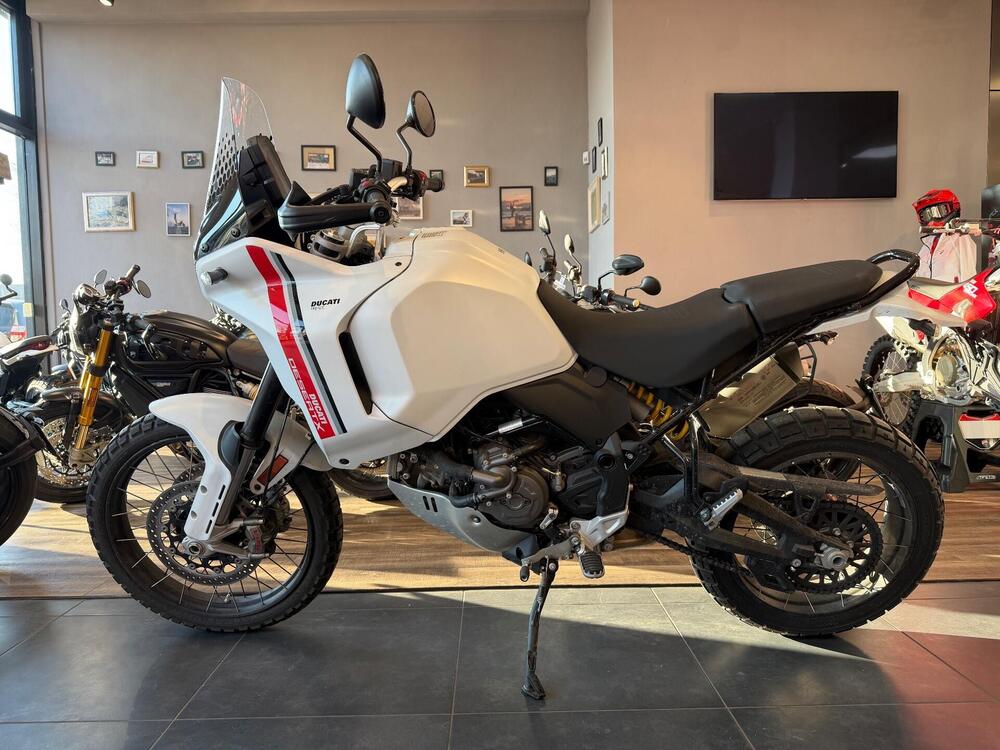 Ducati DesertX (2022 - 25) (2)