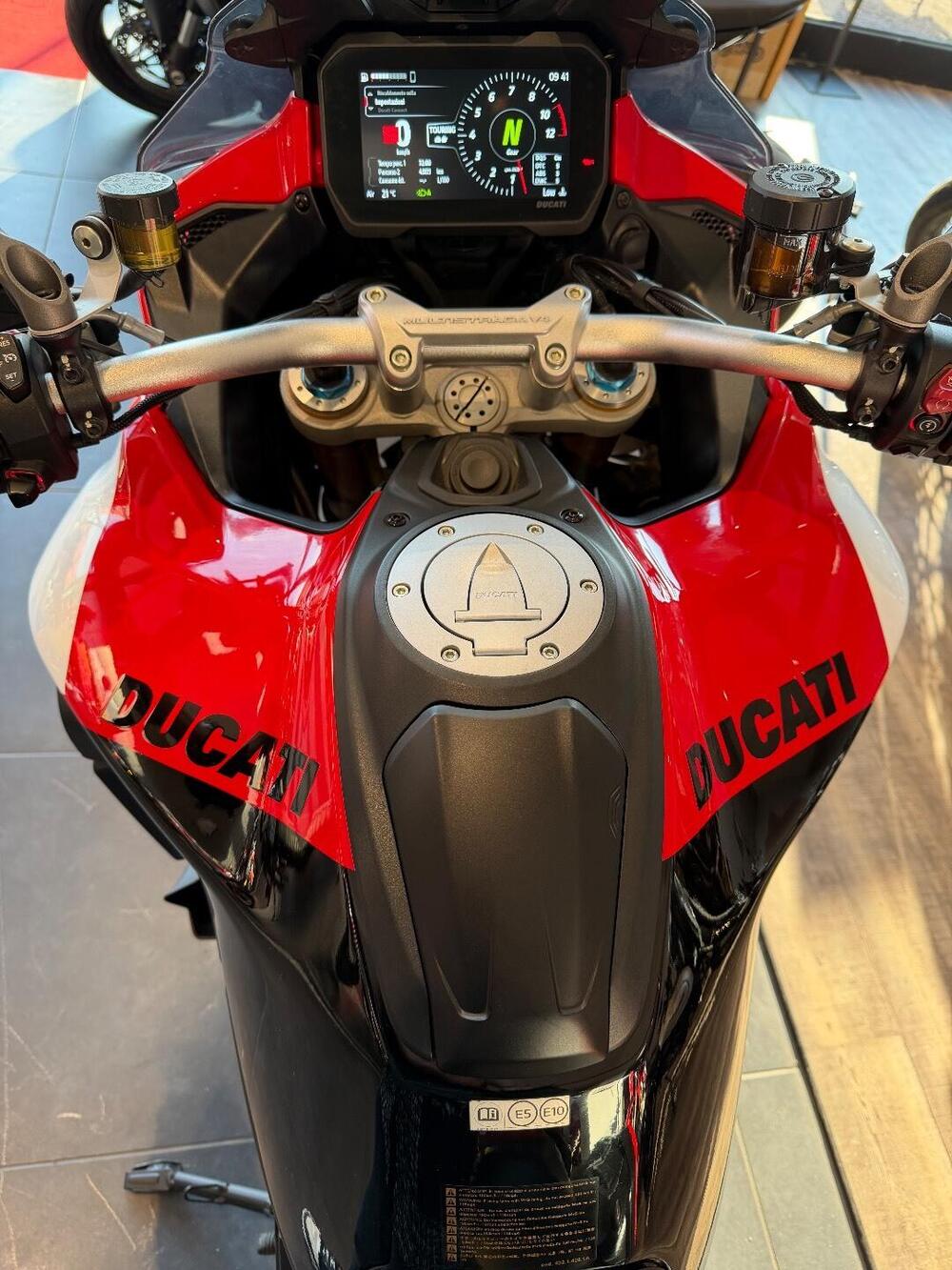Ducati Multistrada V4 Pikes Peak (2021 - 24) (16)