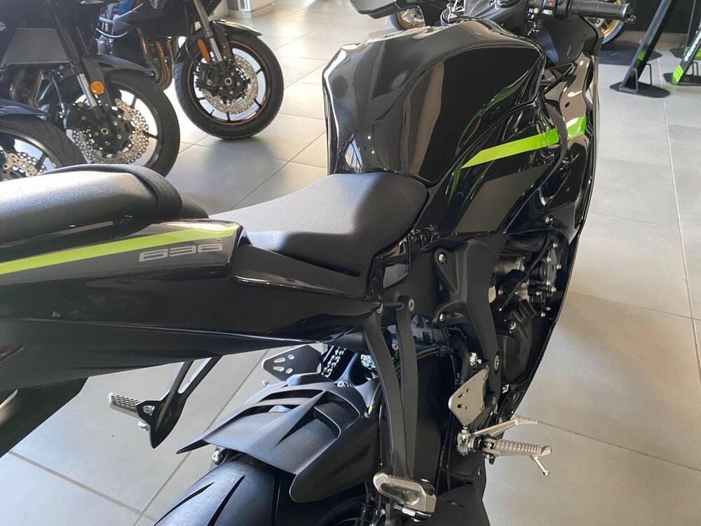 Kawasaki Ninja 636 ZX-6R (2024 - 26) (8)