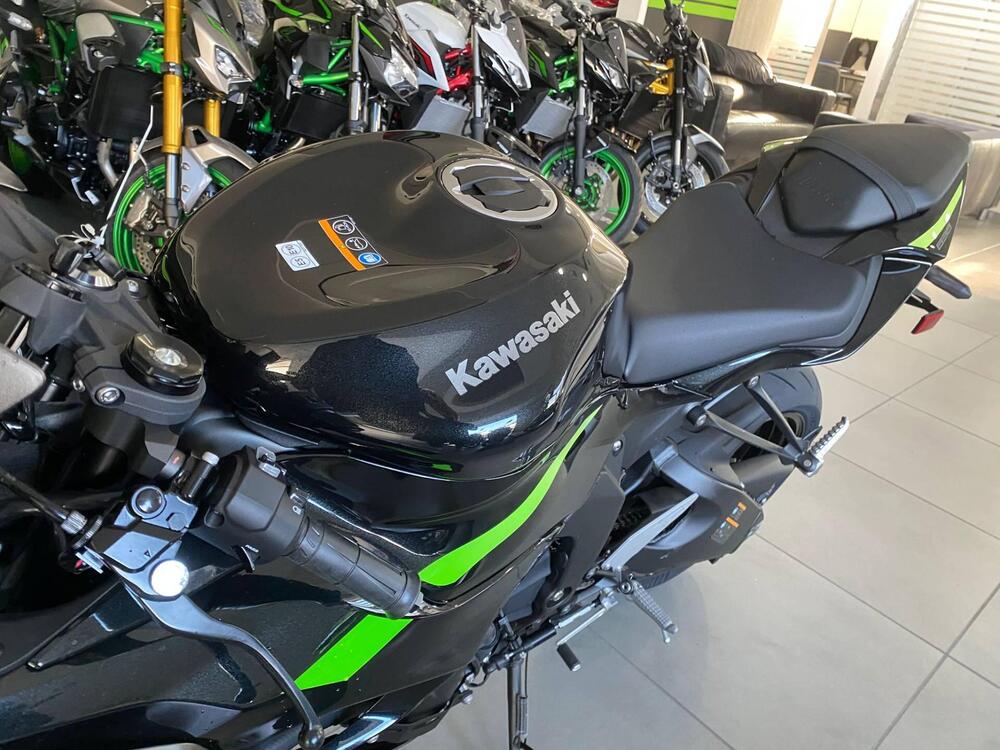 Kawasaki Ninja 636 ZX-6R (2024 - 26) (7)