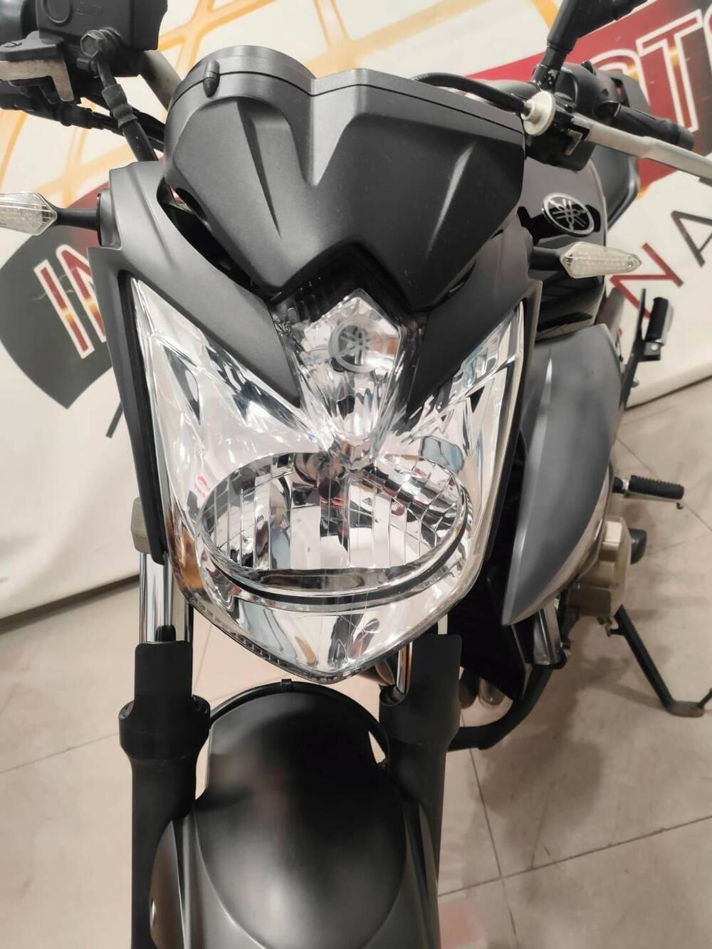 Yamaha XJ6 (2008 - 15) (4)