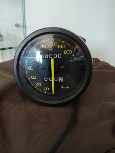 Strumento conta km originale nuovo CEV