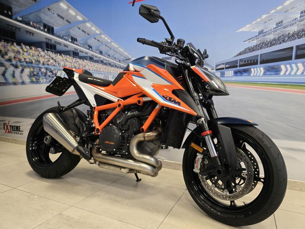 KTM 1290 Super Duke R (2020) (2)