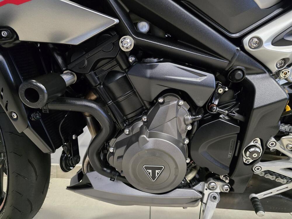 Triumph Street Triple RS (2017 - 19) (7)