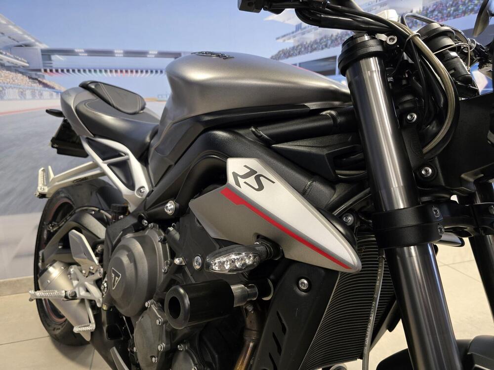 Triumph Street Triple RS (2017 - 19) (16)