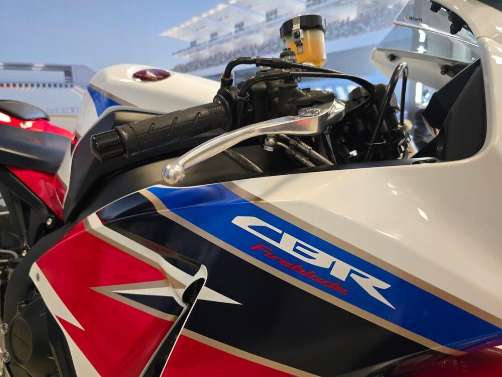 Honda CBR 1000 RR Fireblade (2012 - 16) (18)