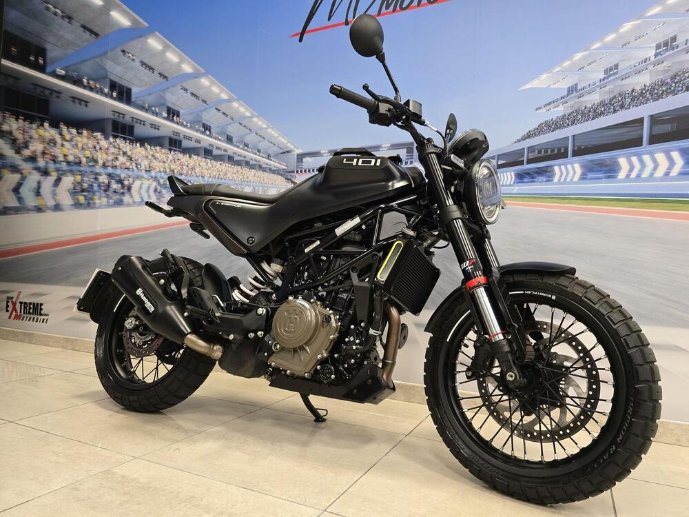 Husqvarna Svartpilen 401 (2021 - 23) (2)