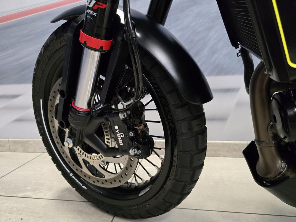 Husqvarna Svartpilen 401 (2021 - 23) (11)