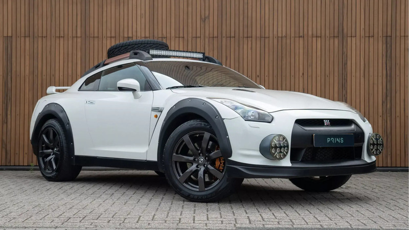 Nissan GT-R off-road: 600 CV, assetto rialzato&hellip; ma nessuno la compra
