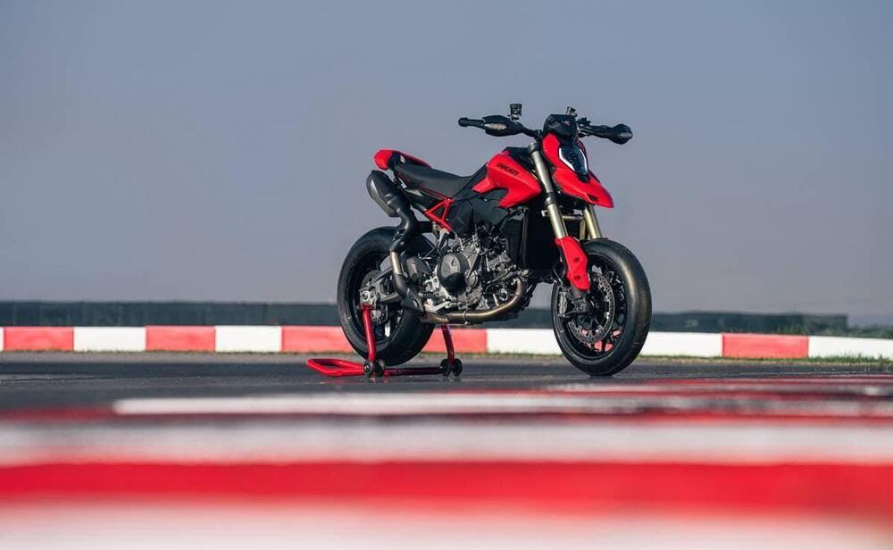 Ducati Hypermotard V2 (2026) (3)