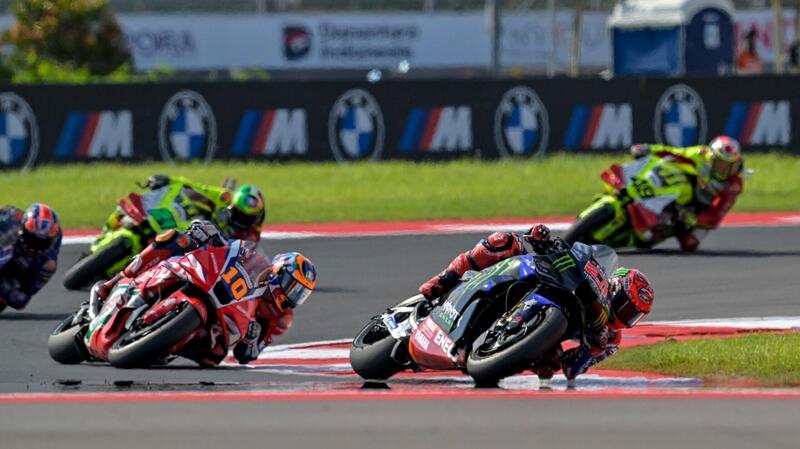 MotoGP 2025. Nobuatsu Aoki spiega il ritorno di Honda e Yamaha: da una parte il telaio+Albesiano, dall'altra il V4