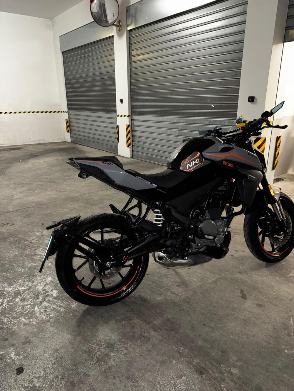 CFMOTO 300NK (2021 - 25) (3)