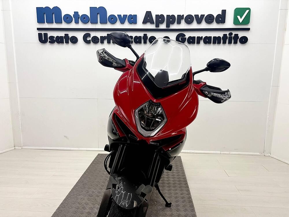 MV Agusta Turismo Veloce 800 Rosso (2021 - 23) (2)