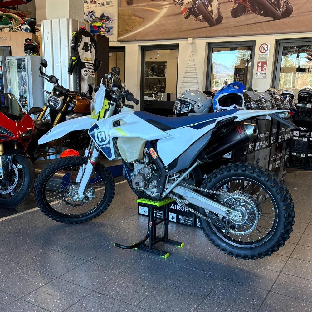 Husqvarna FE 250 (2021) (3)