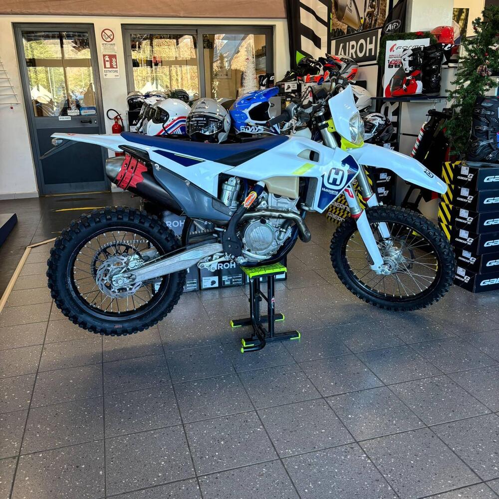 Husqvarna FE 250 (2021) (4)