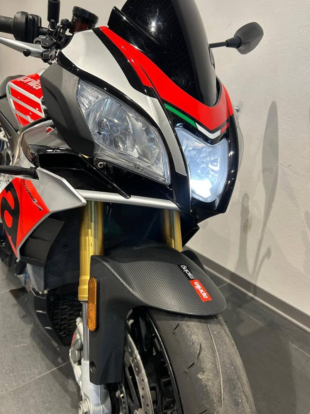 Aprilia Tuono V4 RR (2017 - 18) (7)