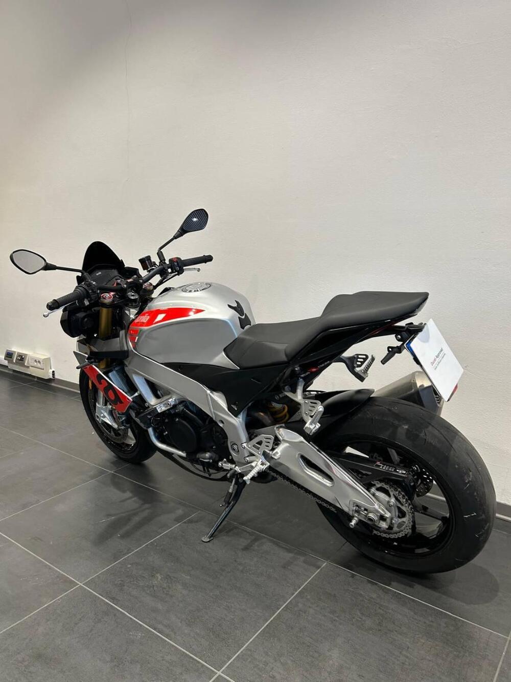Aprilia Tuono V4 RR (2017 - 18) (5)