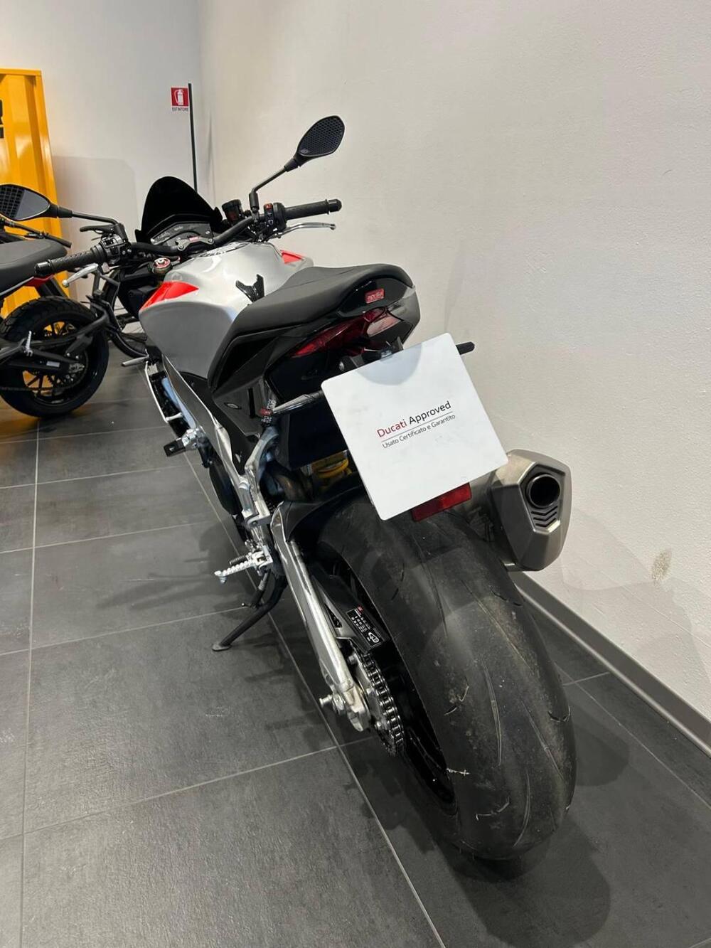 Aprilia Tuono V4 RR (2017 - 18) (6)