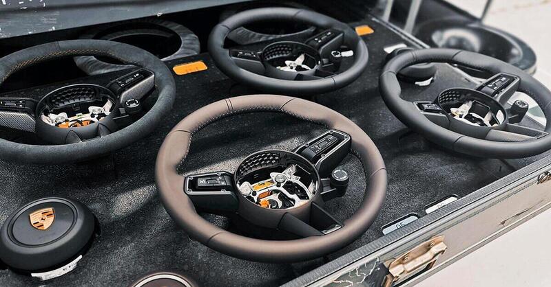 Porsche trasforma i rifiuti in materiali premium: cos&igrave; nascono le auto di lusso del futuro