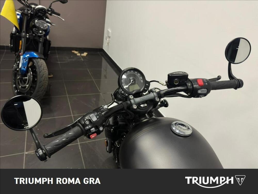 Triumph Bonneville Bobber 1200 (2021 - 25) (8)