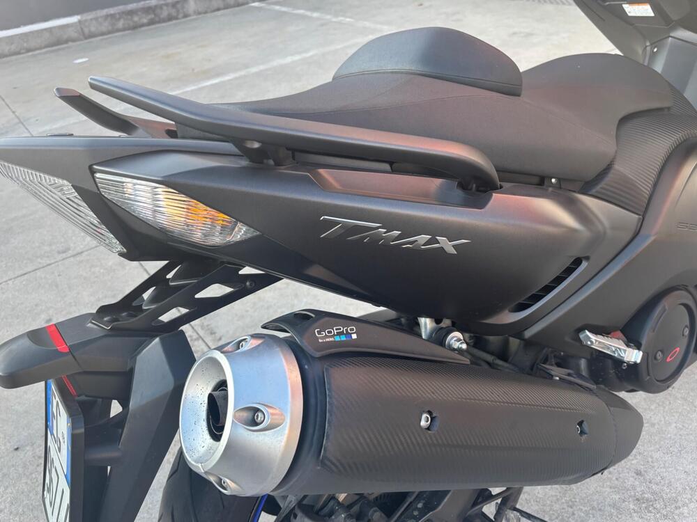 Yamaha T-Max 530 (2015 - 16) (5)