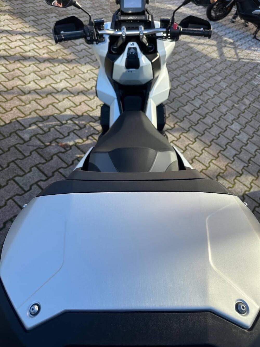 Honda ADV 350 (2022 - 24) (5)