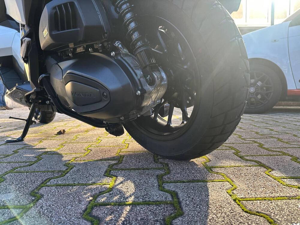 Honda ADV 350 (2022 - 24) (9)