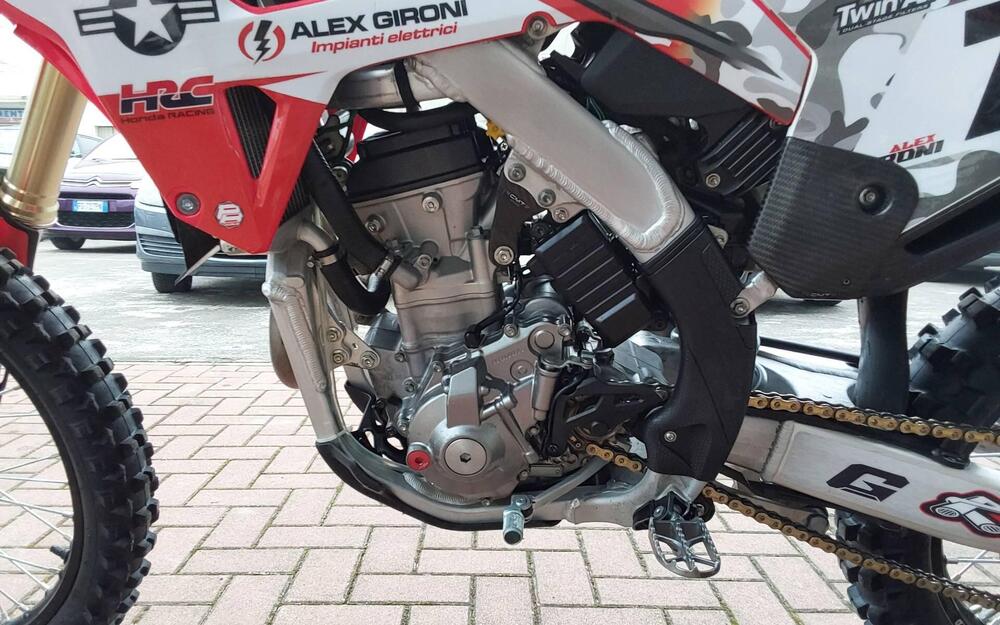 Honda CRF 250 R (2022) (9)