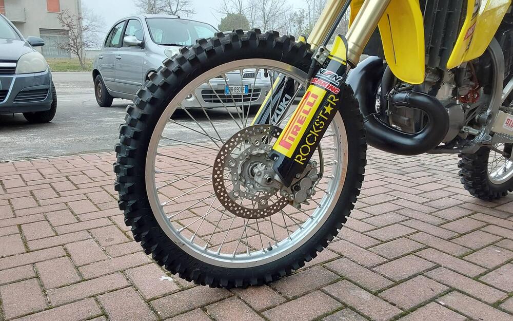 Suzuki RM 250 (2008 - 11) (4)