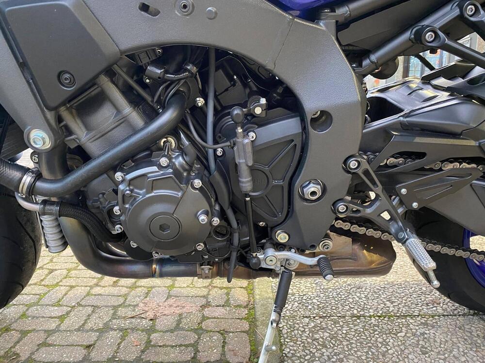 Yamaha MT-10 (2022 - 25) (8)