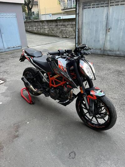 KTM 125 Duke (2021 - 23) usata