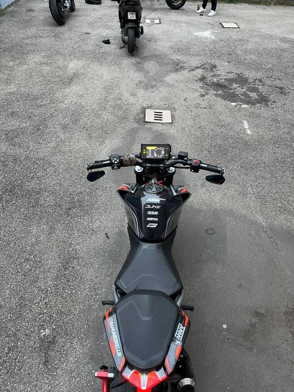 KTM 125 Duke (2021 - 23) (2)