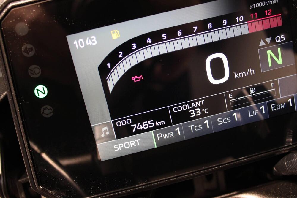 Yamaha MT-09 SP (2024 - 25) (6)