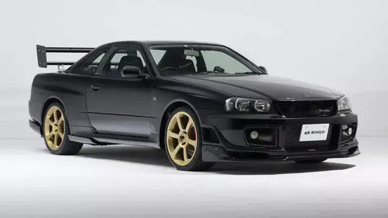 La Tommykaira R‑Z Nissan Skyline R34 GT‑R all&rsquo;asta: rara, potente ed &egrave; gi&agrave; da collezione