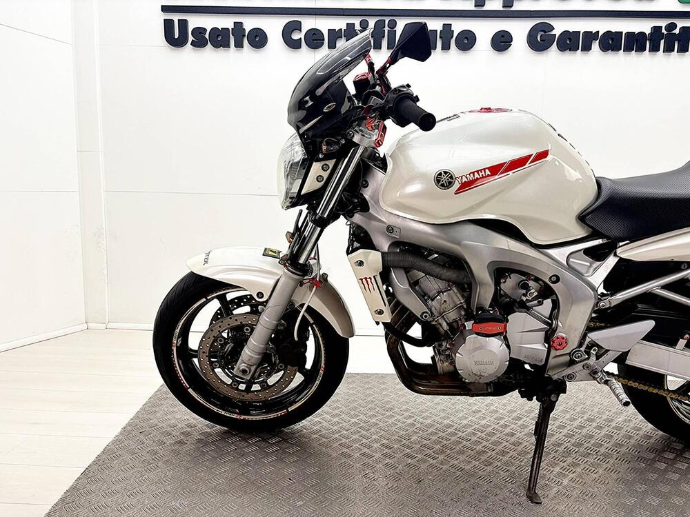 Yamaha FZ6 (2004 - 07) (13)