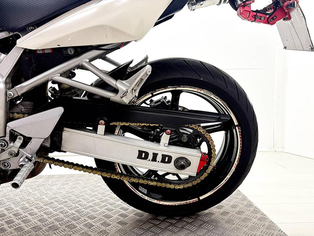 Yamaha FZ6 (2004 - 07) (15)