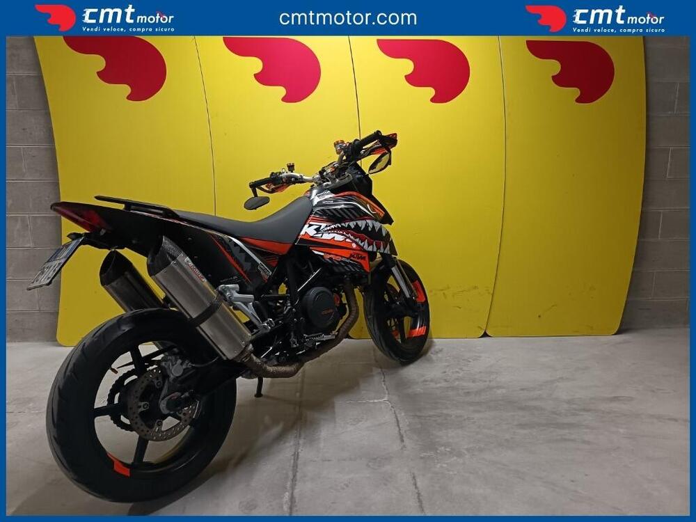 KTM 690 Supermoto (4)
