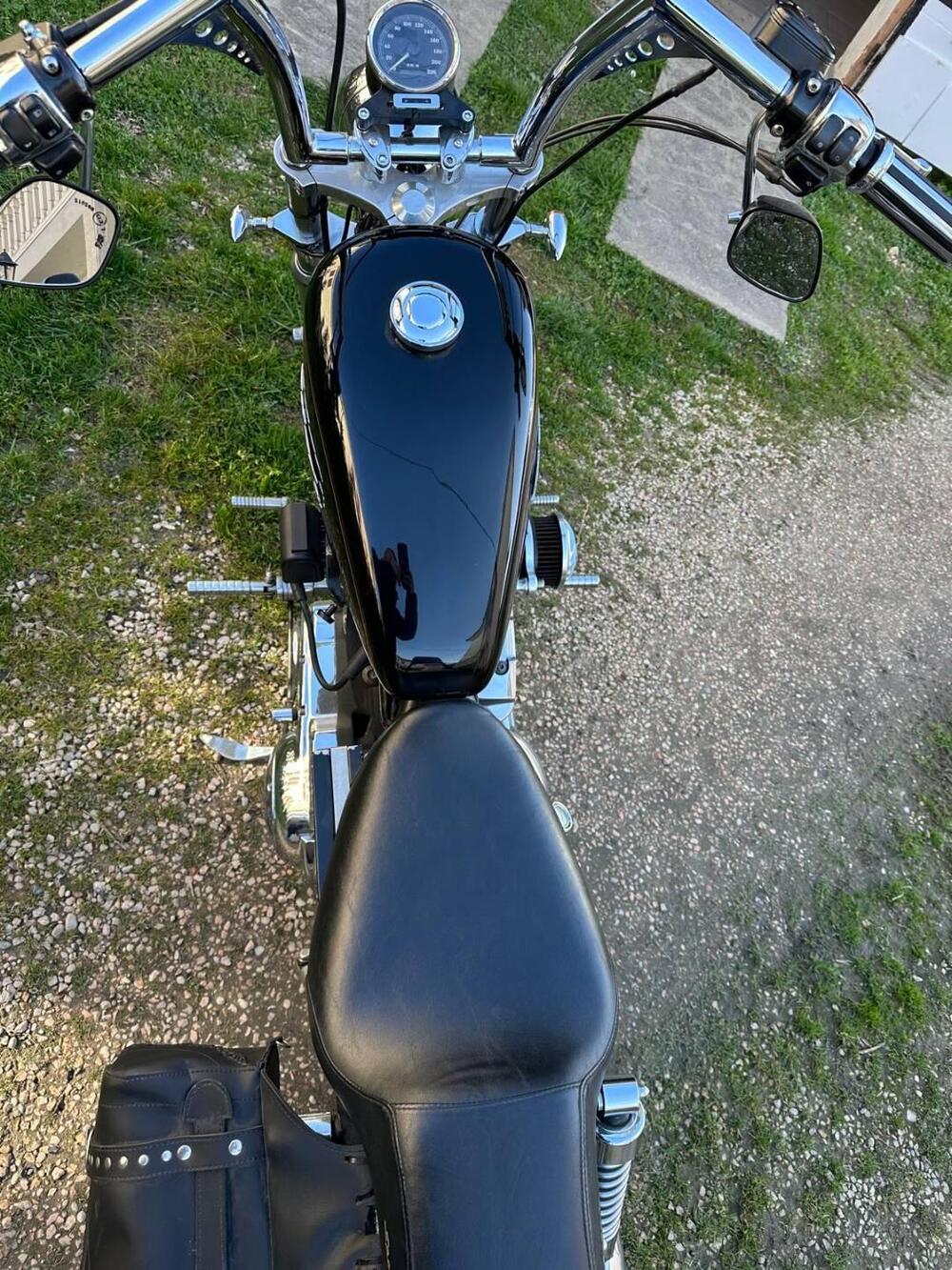 Harley-Davidson 1200 Custom (1995 - 00) - XL 1200C (6)