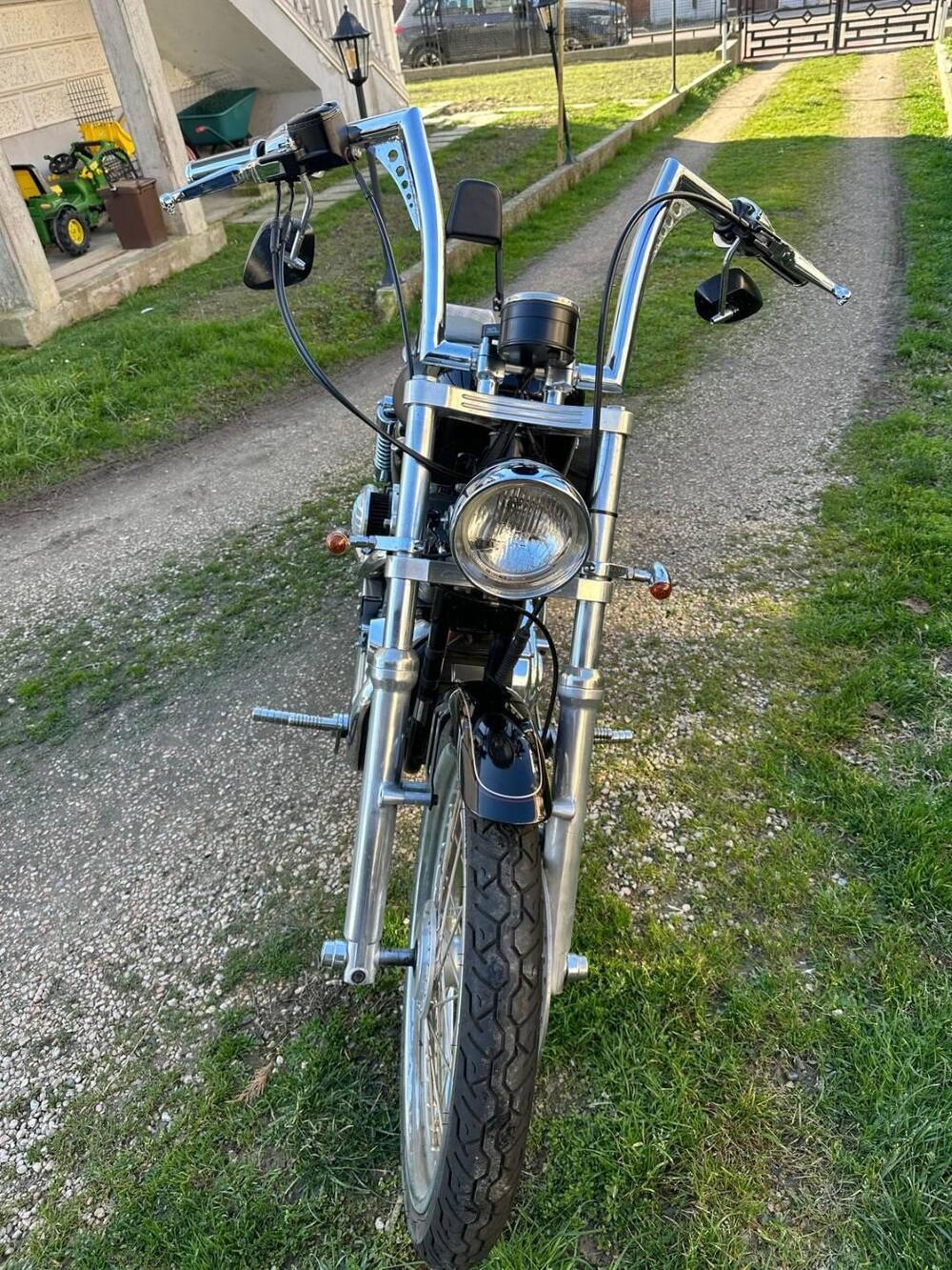 Harley-Davidson 1200 Custom (1995 - 00) - XL 1200C (2)