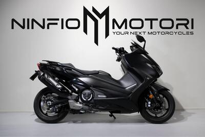 Yamaha T-Max 560 (2020 - 21) usata