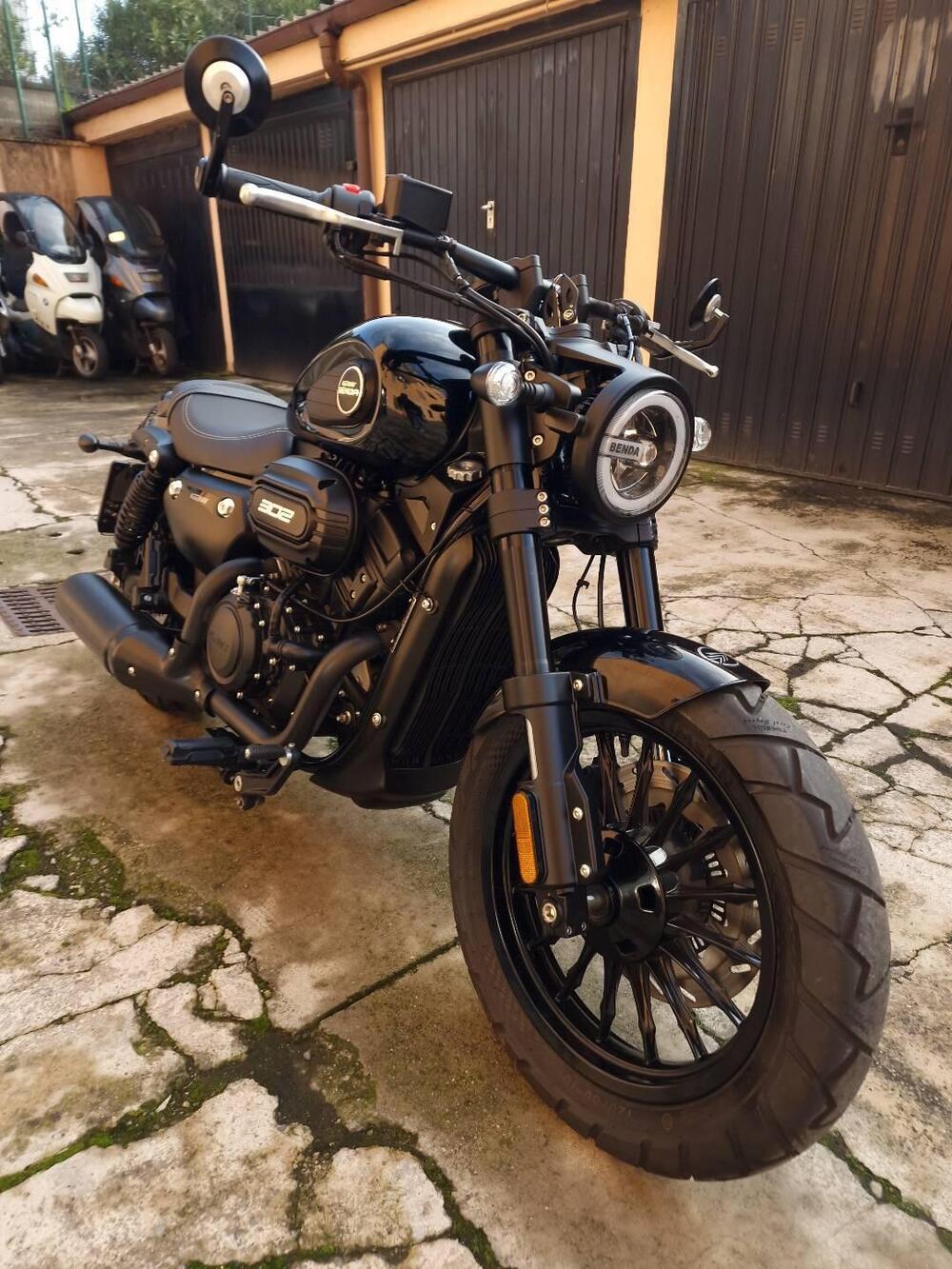 Keeway Motor V302 C (2022 - 25) (2)